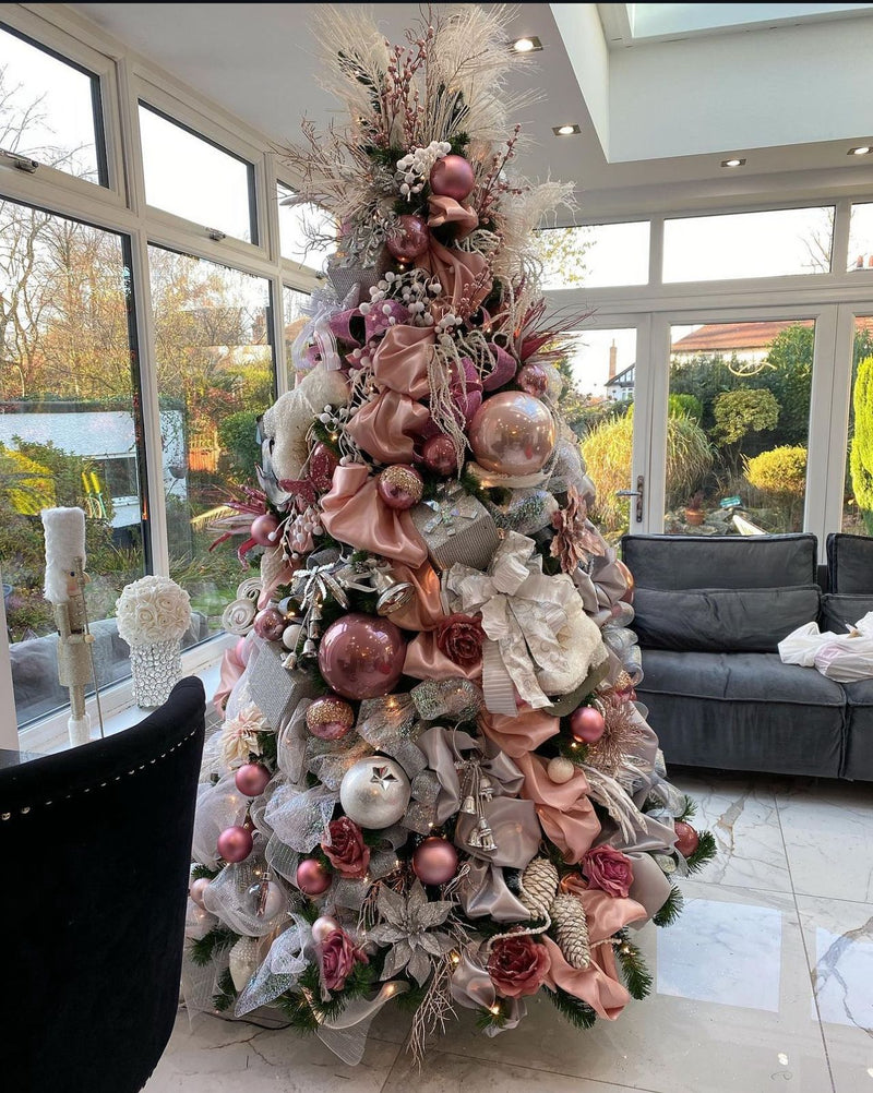 Árvore de Natal + Decoração 360º Luxo Rose Inclusa – 2,40 Metros