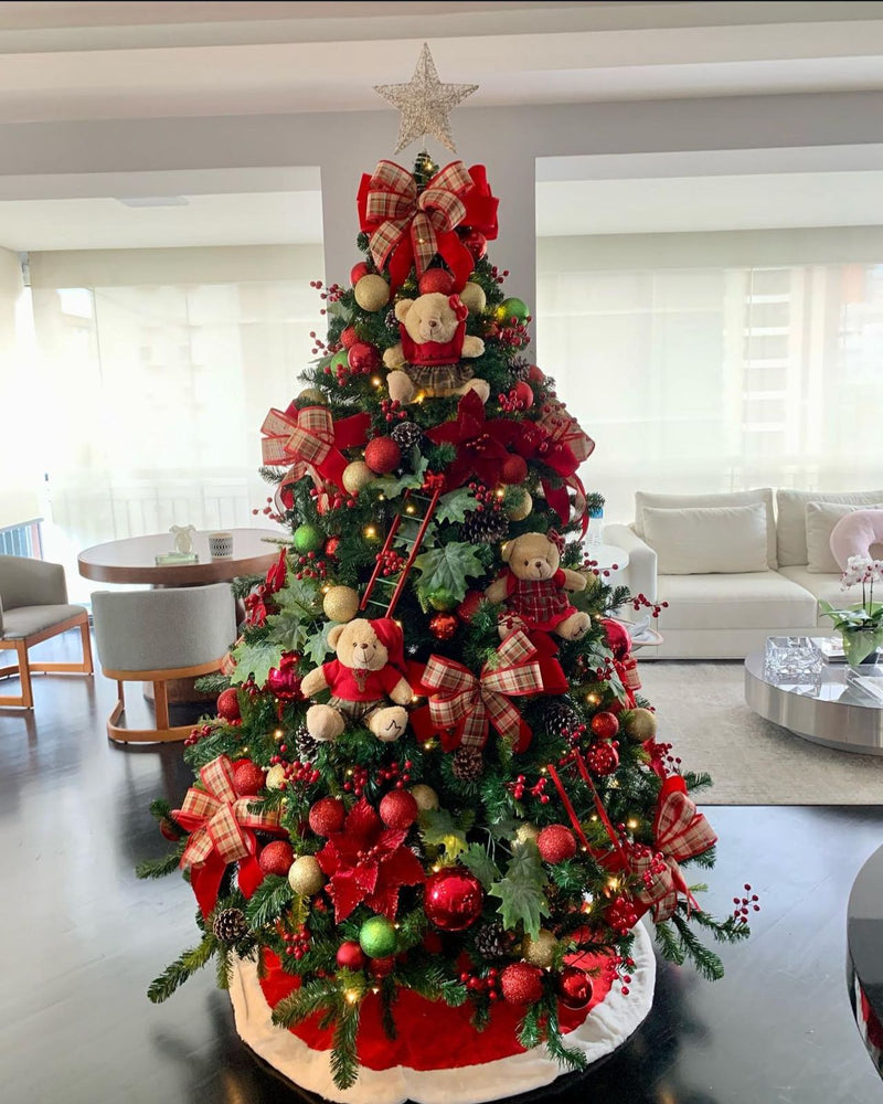 Árvore de Natal + Decoração 360º Bells Inclusa – 2,40 Metros